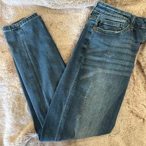Judy Blue Relaxed Fit Distressed Jeans